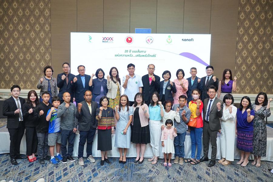 วันโกเช่ร์สากลประจำปีนี้ ซาโนฟี่ ประเทศไทย สมาคมพันธุศาสตร์แห่งประเทศไทย สมาคมเวชพันธุศาสตร์และจีโนมิกส์ทางการแพทย์ (สวพจ.) พร้อมพันธมิตรสำคัญ จัดงาน “20 ปี บนเส้นทางแห่งความหวัง…เสริมพลังโกเช่ร์” ยืนหยัดเคียงข้างกลุ่มผู้ป่วยโรคหายาก วันโกเช่ร์สากลประจำปีนี้ ซาโนฟี่ ประเทศไทย สมาคมพันธุศาสตร์แห่งประเทศไทย สมาคมเวชพันธุศาสตร์และจีโนมิกส์ทางการแพทย์ (สวพจ.) พร้อมพันธมิตรสำคัญ จัดงาน “20 ปี บนเส้นทางแห่งความหวัง…เสริมพลังโกเช่ร์” ยืนหยัดเคียงข้างกลุ่มผู้ป่วยโรคหายาก