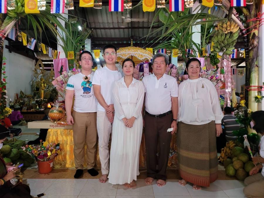 ศิษยานุศิษย์หลั่งไหลร่วมงานบุญ วัดถ้ำแก้วสวรรค์บันดาล สืบสานประเพณีบุญ “ทอดกฐินสามัคคี ประจำปี 2565”
