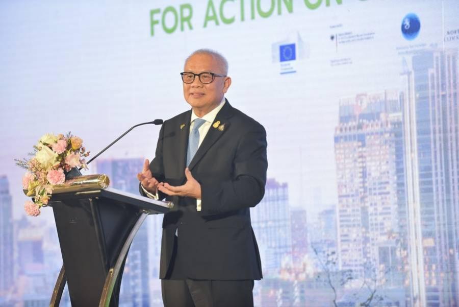 งานเปิดโครงการ Partnership for Action on Green Economy ในประเทศไทย (PAGE in Thailand Launch Event) จัดโดย สำนักงานสภาพัฒนาการเศรษฐกิจและสังคมแห่งชาติ (สศช.) ร่วมกับ  องค์การพัฒนาอุตสาหกรรมแห่งสหประชาชาติ (UNIDO)
