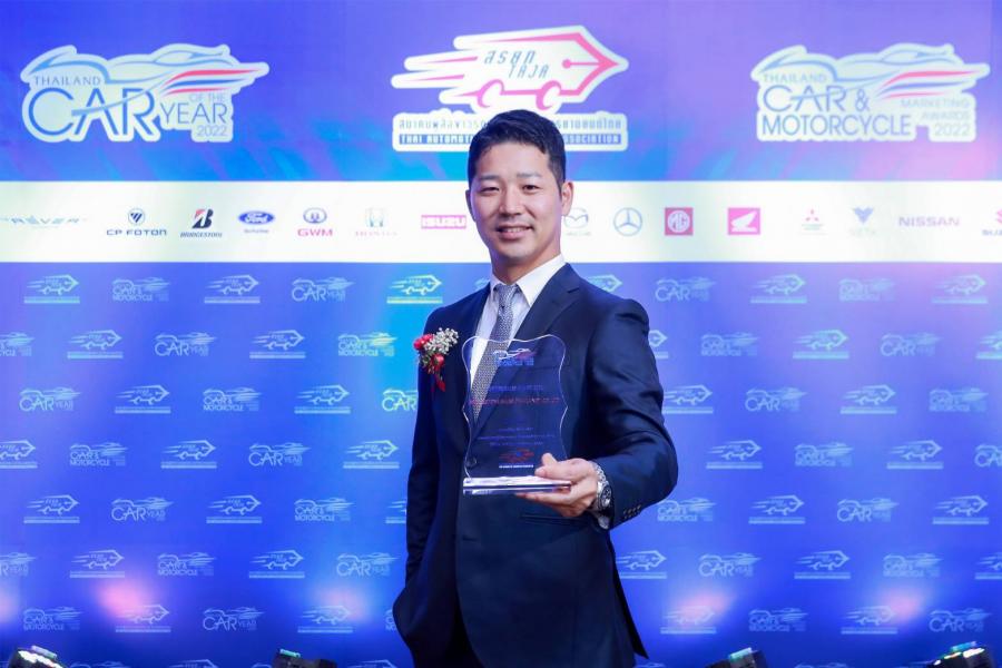 บริดจสโตนคว้ารางวัล “TOP TIRE SALES AWARD” 2 ปีซ้อน จากงาน THAILAND CAR & MOTORCYCLE MARKETING AWARDS 2022 ตอกย้ำความเป็นผู้นำด้านการจำหน่ายยางรถยนต์สูงสุด บริดจสโตนคว้ารางวัล “TOP TIRE SALES AWARD” 2 ปีซ้อน จากงาน THAILAND CAR & MOTORCYCLE MARKETING AWARDS 2022 ตอกย้ำความเป็นผู้นำด้านการจำหน่ายยางรถยนต์สูงสุด