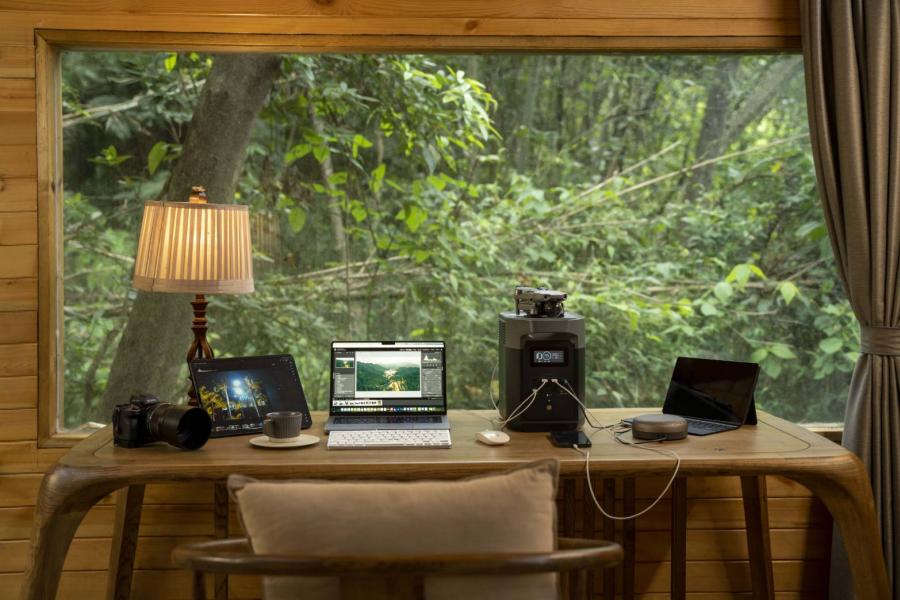EcoFlow DELTA 2 ใหม่! เป็นมากกว่าพาวเวอร์สเตชั่นพลังไฟฟ้าสูง DELTA 2 แบตเตอรี่สำรองพกพาพลังงานสะอาดที่สามารถมั่นใจได้ว่าจะมีพลังงานไฟฟ้าสำรองไว้ใช้ได้ตลอดเวลาทั้งที่บ้านและที่ทำงาน เปิดรับพรีออเดอร์ในประเทศไทยตั้งแต่วันที่ 12 ธันวาคม 2565 เป็นต้นไป EcoFlow DELTA 2 ใหม่! เป็นมากกว่าพาวเวอร์สเตชั่นพลังไฟฟ้าสูง DELTA 2 แบตเตอรี่สำรองพกพาพลังงานสะอาดที่สามารถมั่นใจได้ว่าจะมีพลังงานไฟฟ้าสำรองไว้ใช้ได้ตลอดเวลาทั้งที่บ้านและที่ทำงาน เปิดรับพรีออเดอร์ในประเทศไทยตั้งแต่วันที่ 12 ธันวาคม 2565 เป็นต้นไป
