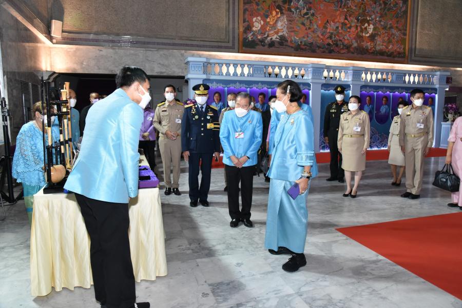 สมเด็จพระกนิษฐาธิราชเจ้า กรมสมเด็จพระเทพรัตนราชสุดา ฯ สยามบรมราชกุมารี เสด็จ ฯ  ทรงทอดพระเนตรและทรงดนตรีไทย ในการแสดงดนตรีไทยโดยครูอาวุโสแห่งรัตนโกสินทร์ ๒๕๖๕