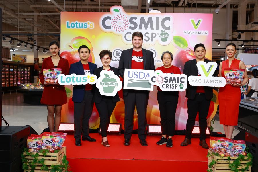 เปิดตัว ‘Cosmic Crisp®’ แอปเปิลสายพันธุ์ใหม่ จากแบรนด์วอชิงตันแอปเปิล USA สุดยอดสายพันธุ์ ลิขสิทธิ์เฉพาะรัฐวอชิงตัน ที่ผ่านการศึกษา และวิจัยนานกว่า 20 ปี เปิดตัว ‘Cosmic Crisp®’ แอปเปิลสายพันธุ์ใหม่ จากแบรนด์วอชิงตันแอปเปิล USA สุดยอดสายพันธุ์ ลิขสิทธิ์เฉพาะรัฐวอชิงตัน ที่ผ่านการศึกษา และวิจัยนานกว่า 20 ปี