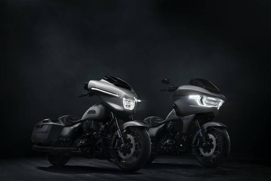 HARLEY-DAVIDSON® เตรียมเผยโฉมรถมอเตอร์ไซค์รุ่น CVO™ ใหม่ล่าสุด รถมอเตอร์ไซค์รุ่น CVO™ Street Glide® และ CVO™ Road Glide® จะเปิดตัวครั้งแรก ในงาน Harley-Davidson Homecoming™ เนื่องในโอกาสฉลองครบ 120 ปี HARLEY-DAVIDSON® เตรียมเผยโฉมรถมอเตอร์ไซค์รุ่น CVO™ ใหม่ล่าสุด รถมอเตอร์ไซค์รุ่น CVO™ Street Glide® และ CVO™ Road Glide® จะเปิดตัวครั้งแรก ในงาน Harley-Davidson Homecoming™ เนื่องในโอกาสฉลองครบ 120 ปี