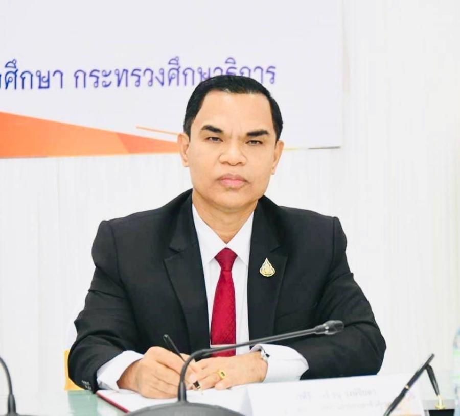 อาชีวะจิตอาสาลงพื้นที่ตรวจความปลอดภัยถังดับเพลิงให้โรงเรียน