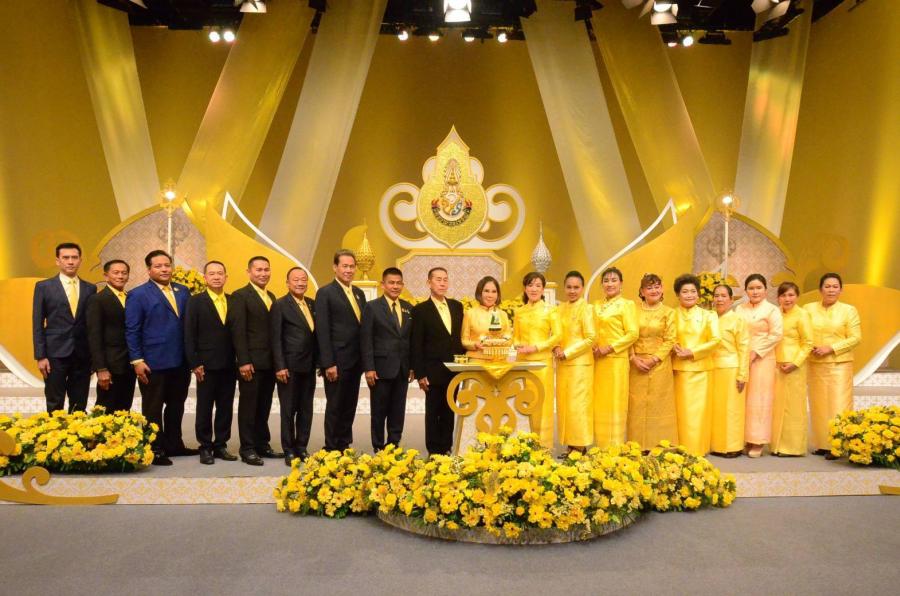 สมาคมการค้าส่งเสริมและพัฒนาธุรกิจ เอส เอ็ม อี (SME) ร่วมบันทึกเทปถวายพระพรชัยมงคล พระบาทสมเด็จพระปรเมนทรรามาธิบดีศรีสินทรมหาวชิราลงกรณ พระวชิรเกล้าเจ้าอยู่หัว 