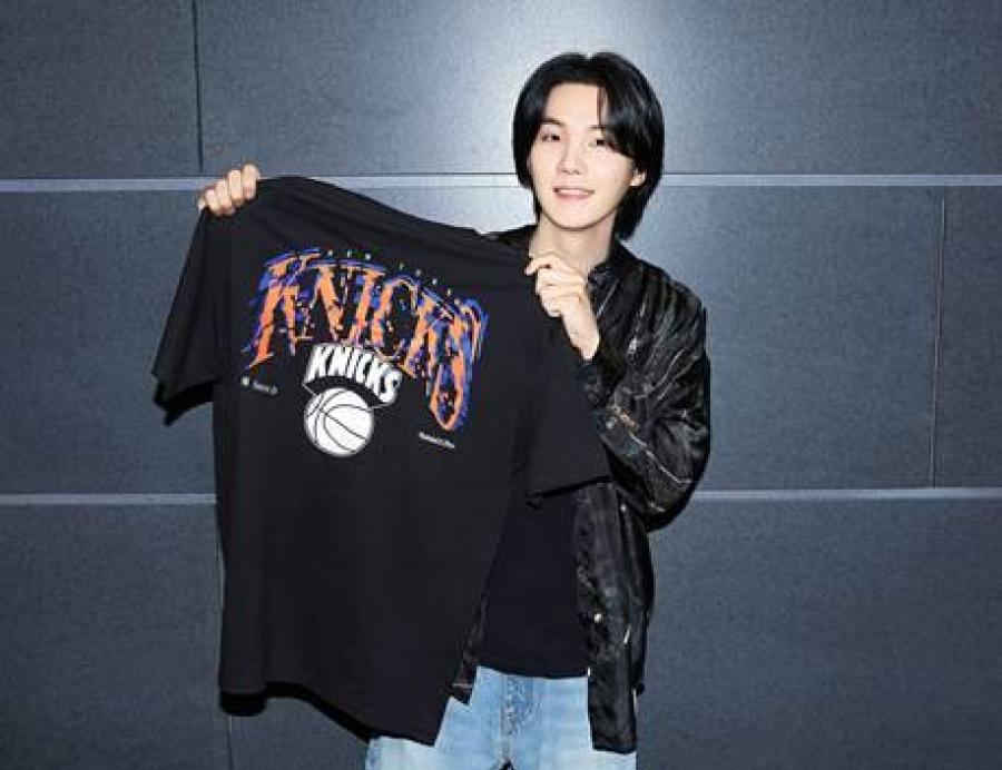 NBA Ambassador ‘ชูก้า BTS’ คอลแลป ‘Mitchell & Ness’ เปิดตัวคอลเล็คชั่นเครื่องแต่งกาย NBA ชุดกีฬาลีกอเมริกัน NBA Ambassador ‘ชูก้า BTS’ คอลแลป ‘Mitchell & Ness’ เปิดตัวคอลเล็คชั่นเครื่องแต่งกาย NBA ชุดกีฬาลีกอเมริกัน