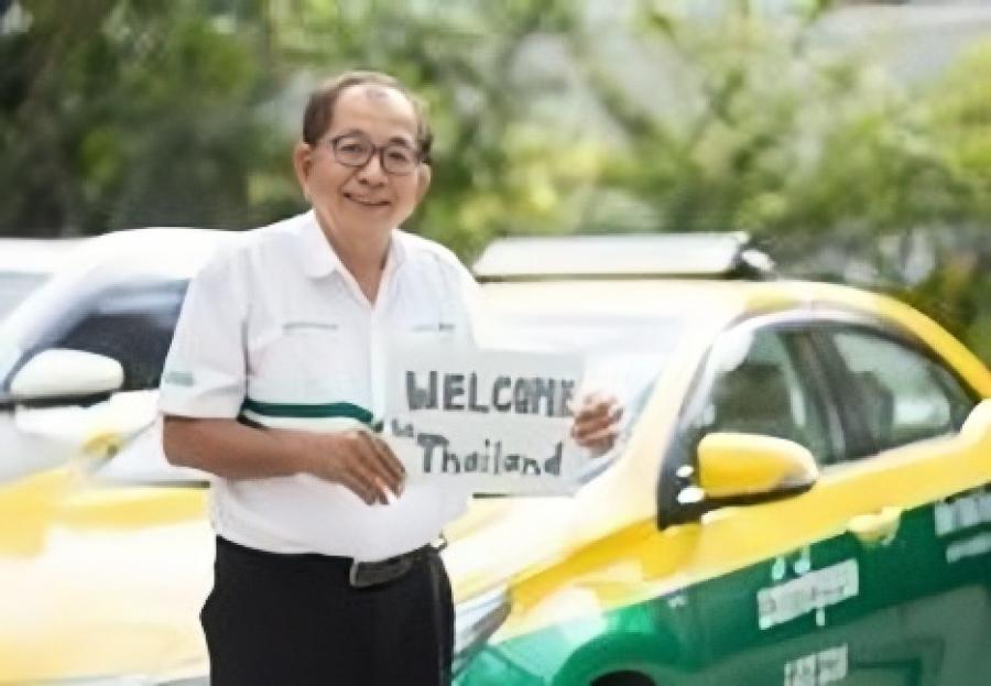 เปิดทริคการเป็น “เจ้าบ้านที่ดี” รับกระแสท่องเที่ยวบูม  กับ 2 คนขับรถรับจ้างด่านหน้า