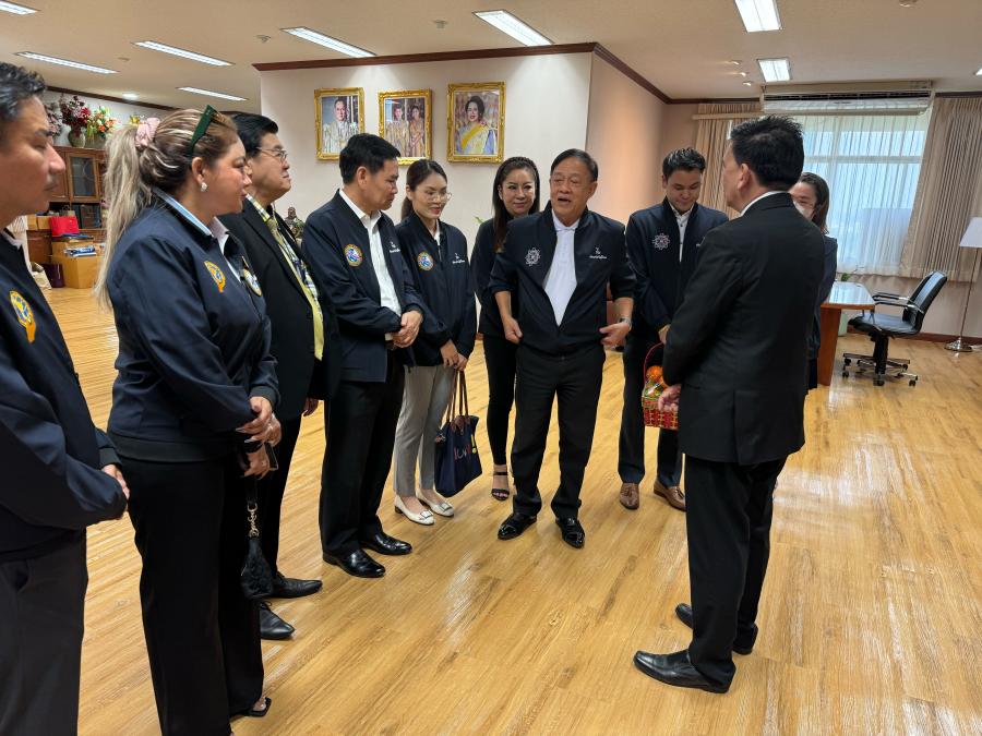 ทีม พัฒนาประกันสังคม เข้าพบ แสดงความยินดี ปลัดกระทรวงแรงงาน และขอให้ขยายเวลาในการลงยื่นชื่อเพื่อใช้สิทธิ เลือกตั้งบอร์ดประกันสังคม