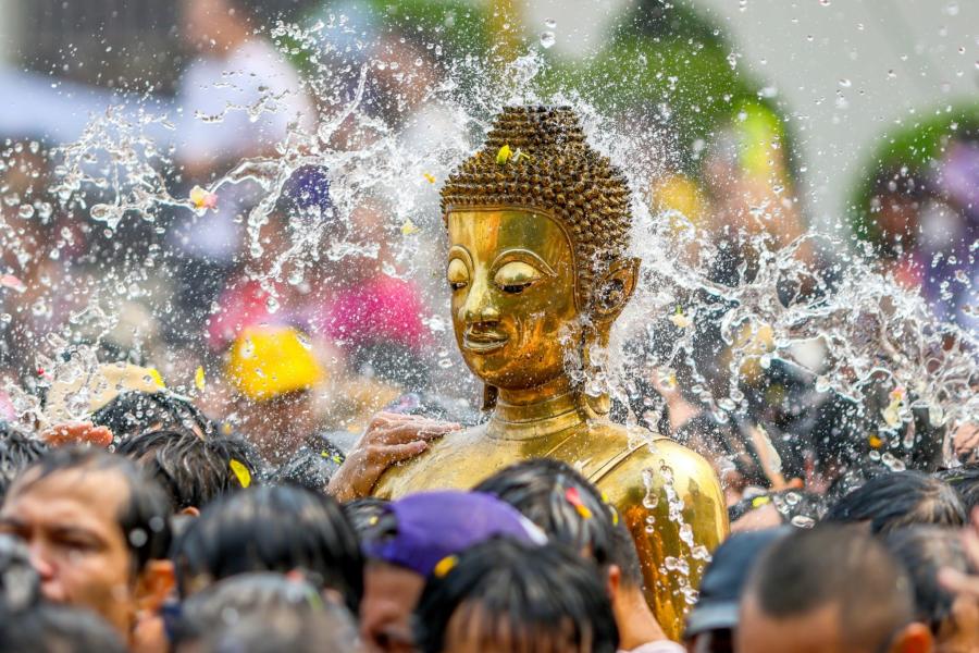 สวธ.เชิญชวนพี่น้องชาวไทย ร่วมแสดงความยินดี เฉลิมฉลองในโอกาสที่ ยูเนสโก เตรียมประกาศให้ สงกรานต์ในประเทศไทย ขึ้นทะเบียนมรดกภูมิปัญญาทางวัฒนธรรมของมนุษยชาติ ประจำปี 2566 สวธ.เชิญชวนพี่น้องชาวไทย ร่วมแสดงความยินดี เฉลิมฉลองในโอกาสที่ ยูเนสโก เตรียมประกาศให้ สงกรานต์ในประเทศไทย ขึ้นทะเบียนมรดกภูมิปัญญาทางวัฒนธรรมของมนุษยชาติ ประจำปี 2566