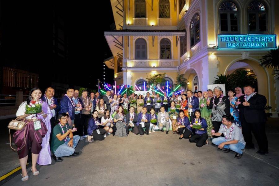 TCMA จัดเลี้ยงต้อนรับผู้นำอาซียนซีเมนต์ โชว์ Soft Power อาหารไทย บรรยากาศลอยกระทง TCMA จัดเลี้ยงต้อนรับผู้นำอาซียนซีเมนต์ โชว์ Soft Power อาหารไทย บรรยากาศลอยกระทง