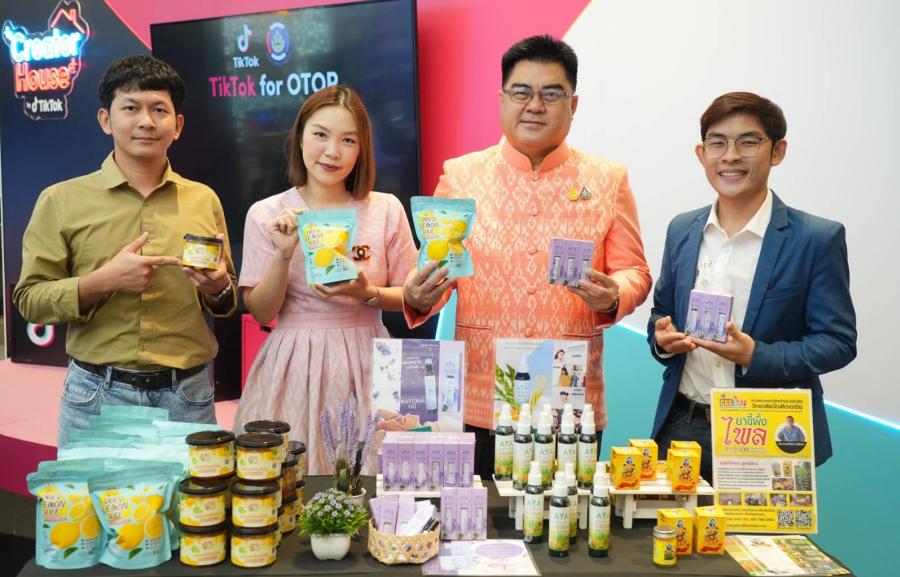 TikTok เผยความสำเร็จจากโครงการ   TikTok for OTOP  ขับเคลื่อนเศรษฐกิจดิจิทัลในประเทศไทยอย่างต่อเนื่องผ่านการสนับสนุนธุรกิจในท้องถิ่น เฟสแรกกับการยกระดับทักษะดิจิทัลให้กับ OTOP กว่า 530 รายทั่วประเทศ