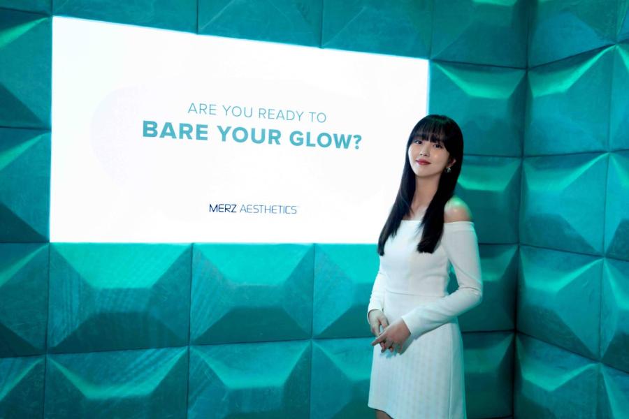 ‘คิมโซฮยอน’ นั่งแท่นแบรนด์แอมบาสเดอร์ Belotero® Revive ปลุกคอนเซปต์ใหม่ “Step Zero” เตรียมผิวให้ง่ายดายยิ่งขึ้น ‘คิมโซฮยอน’ นั่งแท่นแบรนด์แอมบาสเดอร์ Belotero® Revive ปลุกคอนเซปต์ใหม่ “Step Zero” เตรียมผิวให้ง่ายดายยิ่งขึ้น