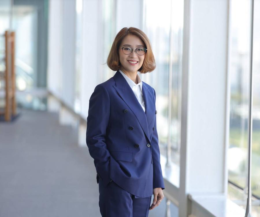 “Well-Being and Sustainable Lifestyle” เทรนด์อสังหาฯ มาแรงในปี 2567 ที่คนส่วนใหญ่มองหา ชี้ต้องการพื้นที่บ้านรองรับ “การพักผ่อน - Work at Home” เน้นต้องประหยัดพลังงาน มีกิจกรรมเพื่อสุขภาพ มีนวัตกรรมสมาร์ทโฮม ก่อสร้างที่ ไม่ก่อให้เกิดมลพิษ และลดการปล่อยคาร์บอน ด้าน “แสนสิริ” ปรับกลยุทธ์ใหม่ ครองใจลูกค้า กลับมาคว้ารางวัล The Most Powerful Brand 2023 จาก TERRABKK ไปครอง   