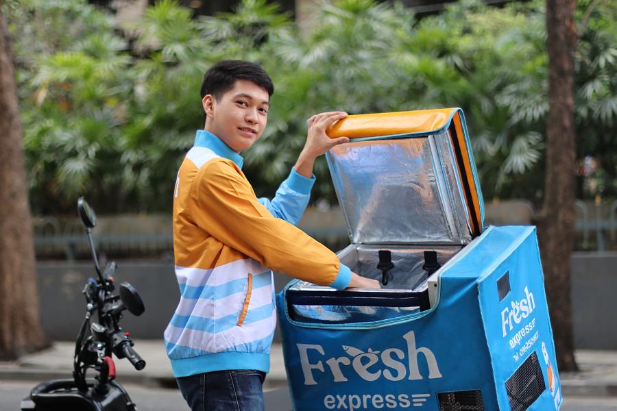 คาราวานส่งความสุขปีใหม่ โดย “เฟรช เอ็กซ์เพรส”