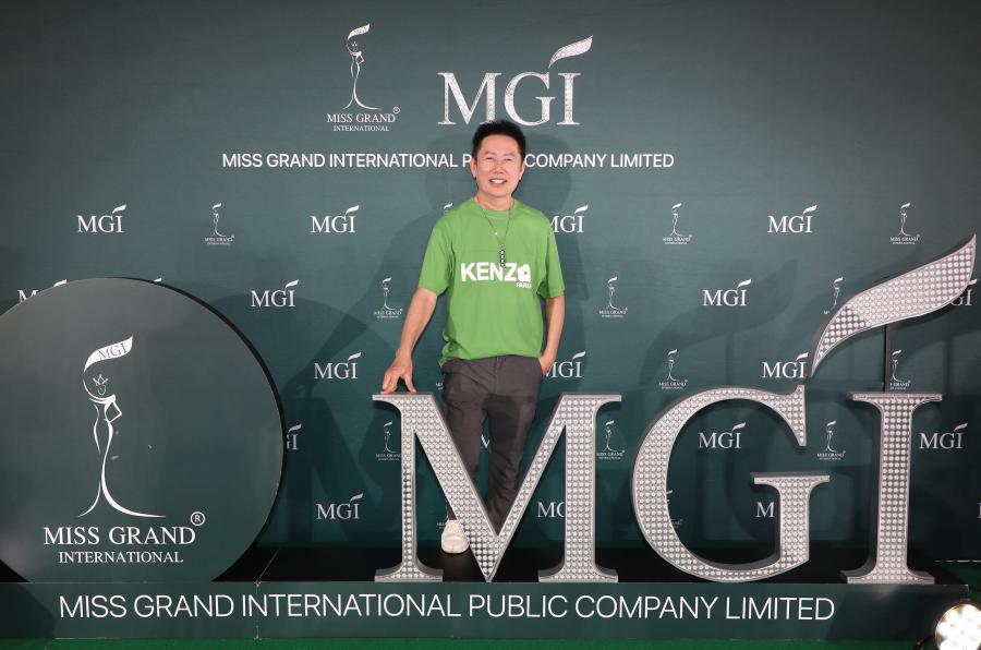 “บอสณวัฒน์” เตรียมบุกสู่เป้าหมาย 30000 ล้าน เผยโปรเจ็คท์ใหญ่ร่วม TIKTOK Shop เปิดตัว MCN ตัวแม่แห่งวงการ ลุยสร้างยอดขายมหาศาลก่อนเขาก่อนใคร “บอสณวัฒน์” เตรียมบุกสู่เป้าหมาย 30000 ล้าน เผยโปรเจ็คท์ใหญ่ร่วม TIKTOK Shop เปิดตัว MCN ตัวแม่แห่งวงการ ลุยสร้างยอดขายมหาศาลก่อนเขาก่อนใคร