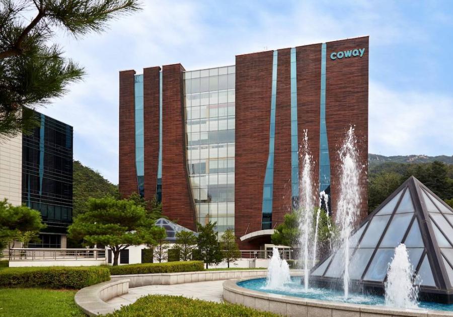 เครื่องกรองน้ำ การดื่มน้ำรูปแบบใหม่ที่ช่วยส่งเสริมสุขภาพอย่างยั่งยืน Coway เผยเทคโนโลยีใหม่ที่ช่วยให้คุณได้ดื่มน้ำสะอาด ระดับ 0.0001 ไมครอน พร้อมการันตีมาตรฐานระดับโลก