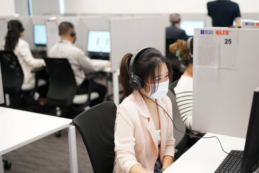 บริติช เคานซิล พบ 4 ข้อที่ผู้สอบ IELTS ต้องระวัง!     เปิดข้อดีแพลตฟอร์ม “IELTS Ready Premium” ตัวช่วยติวก่อนสอบโดยเฉพาะ  กับศูนย์สอบที่ครบครันทั้ง 16 แห่ง