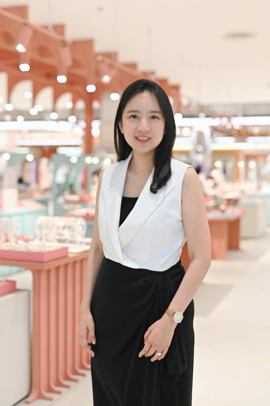 ห้างโรบินสัน จัดแคมเปญดับร้อน “ROBINSON & ROBINSON LIFESTYLE มนต์รัก ซัมเมอร์ ชวนครอบครัวทั่วไทยมาตระเวนกิน ตะลุยช้อป ตะลอนเที่ยวแบบจัดเต็มตลอดซัมเมอร์นี้ 
