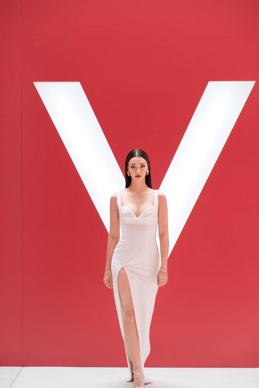 อแมนด้า ชาร์ลีน ออบดัม ’ VICHY LIFTACTIV BRAND PARTNER ตัวแทนประเทศไทย ร่วมงาน ‘V.I.C VICHY INTEGRATIVE CENTER’ อีเว้นท์สุดยิ่งใหญ่ในรอบ 5 ปี ของแบรนด์ VICHY (วิชี่) อวดลุคเซ็กซี่สุดฮอต สวย ปัง ทุกองศา อแมนด้า ชาร์ลีน ออบดัม ’ VICHY LIFTACTIV BRAND PARTNER ตัวแทนประเทศไทย ร่วมงาน ‘V.I.C VICHY INTEGRATIVE CENTER’ อีเว้นท์สุดยิ่งใหญ่ในรอบ 5 ปี ของแบรนด์ VICHY (วิชี่) อวดลุคเซ็กซี่สุดฮอต สวย ปัง ทุกองศา