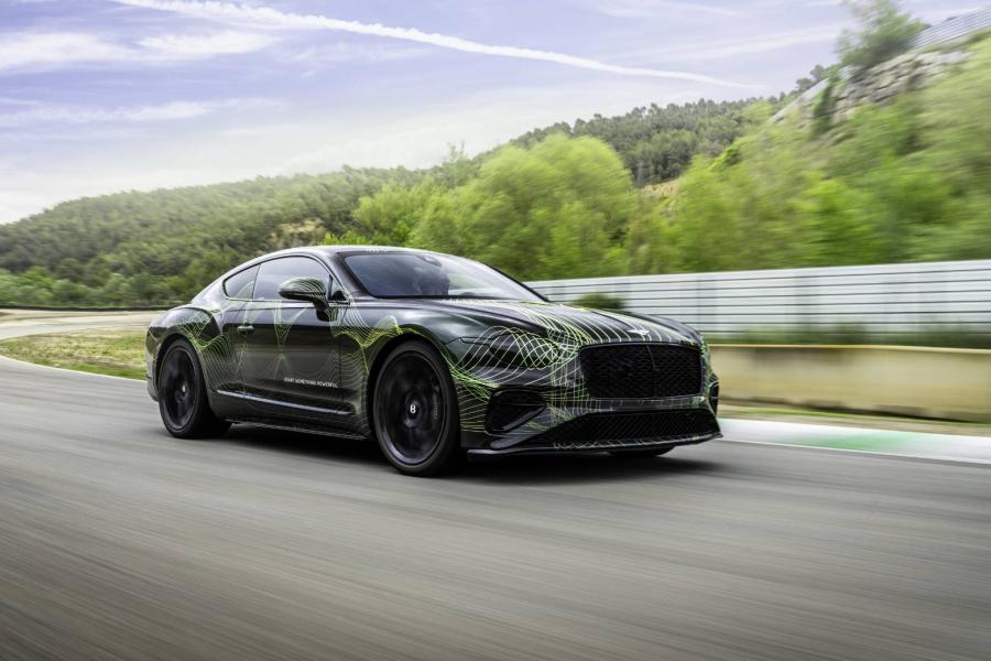 เบนท์ลีย์ มอเตอร์ส เตรียมเปิดตัว New Continental GT โฉมใหม่กับขุมพลังเครื่องยนต์ V8 Hybrid มิถุนายนนี้ เบนท์ลีย์ มอเตอร์ส เตรียมเปิดตัว New Continental GT โฉมใหม่กับขุมพลังเครื่องยนต์ V8 Hybrid มิถุนายนนี้