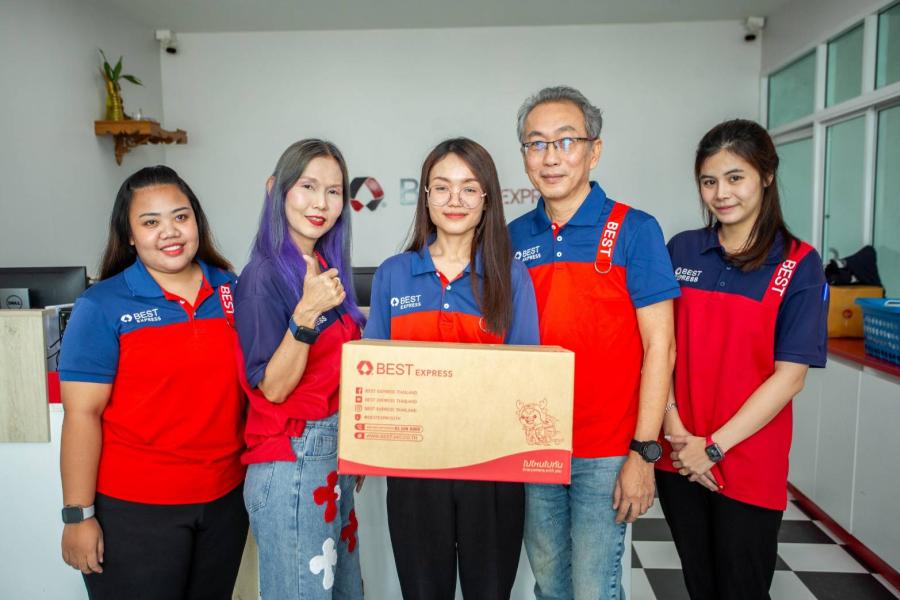 ’BEST Express สาขาวังน้อย’ เปิดทำเลที่ตั้งใหม่ ดูแล 3 พื้นที่อำเภอใหญ่  จัดการขนส่งพัสดุด่วนเต็มประสิทธิภาพ บริการลูกค้าอย่างจริงใจ