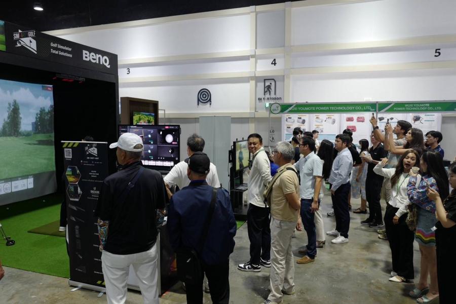 BenQ ร่วมกับ Uneekor โชว์นวัตกรรมเด่น Golf Simulator Projector รุ่น LK936ST พร้อมยกสนามกอล์ฟจำลองสร้างประสบการณ์ใหม่ลูกค้า ในงาน Thailand Golf Expo 2024 BenQ ร่วมกับ Uneekor โชว์นวัตกรรมเด่น Golf Simulator Projector รุ่น LK936ST พร้อมยกสนามกอล์ฟจำลองสร้างประสบการณ์ใหม่ลูกค้า ในงาน Thailand Golf Expo 2024