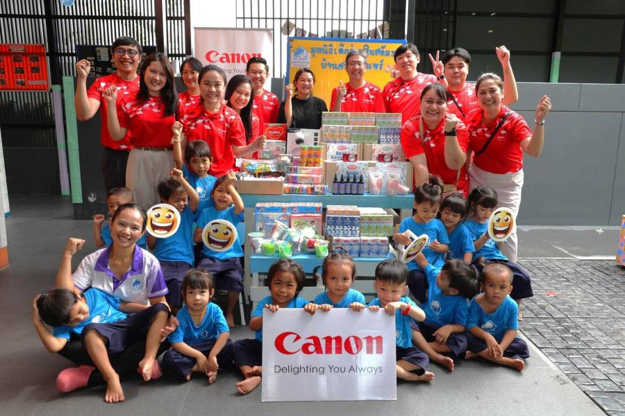 ’’Canon Volunteer’’ สานต่อการสนับสนุนมูลนิธิเด็กอ่อนในสลัมฯ  เดินหน้ามอบของจำเป็นให้บ้านเด็กอ่อน 3 แห่ง  ส่งเสริมการเรียนรู้ของเด็ก ร่วมสร้างอนาคตที่สดใสให้เยาวชนไทย