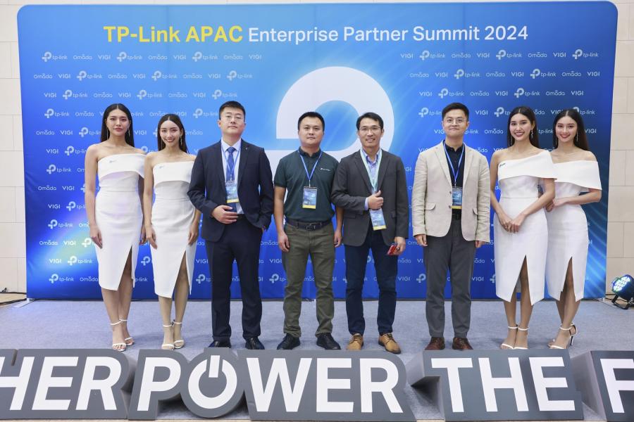 ทีพี-ลิงค์ เอเชียแปซิฟิก เชื่อมั่นศักยภาพการลงทุนในประเทศไทย   จัดประชุม TP-Link APAC Enterprise Partner Summit 2024 สุดยิ่งใหญ่ ประสบความสำเร็จเกินความคาดหมาย มีพันธมิตรธุรกิจเข้าร่วมงานกว่า 800 คน
