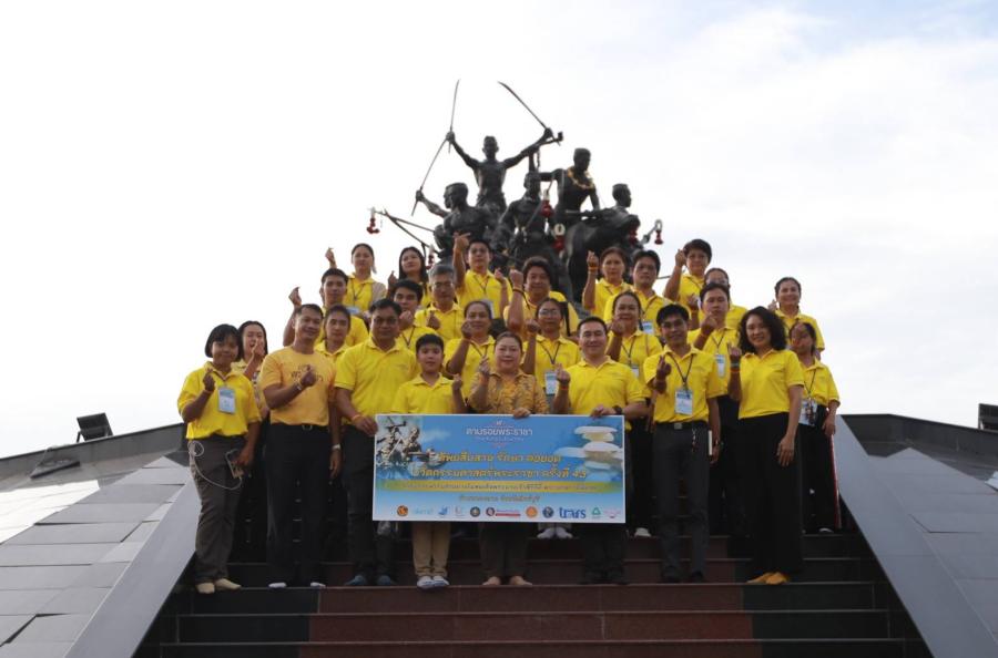 ทิพยประกันภัย พาครูอาจารย์ เยี่ยมชม “ฟาร์มของแม่” จ.สิงห์บุรี มรดกจากความดีที่ส่งต่อถึงลูกหลานผสานศาสตร์หลากหลายสู่ความยั่งยืน   