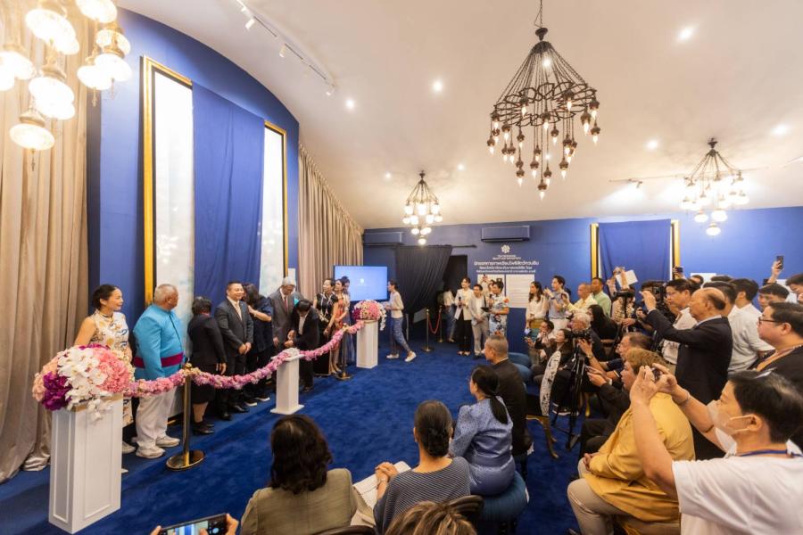 ททท. ร่วมกับหอมนสิการ จัดนิทรรศการภาพเขียนพู่กันโบราณสุดอลังการงานศิลป์พระโพธิสัตว์กวนอิมอันวิจิตรมูลค่าพันล้าน โดยอาจารย์หวัง ฉางลี่ศิลปินระดับเวิลด์คลาสจากจีน   