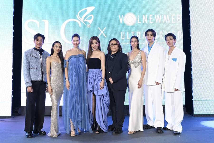 SLC Clinic - Quantum ตอกย้ำผู้นำเทรนด์ด้านนวัตกรรมความงาม!   ดึงนางเอกสาว “ศรีริต้า-มิ้นต์-ลิลลี่” แชร์เคล็ดลับความสวย เซอร์ไพร์ส “มาช่า” โชว์มินิคอนเสิร์ตทำห้างแตก!!