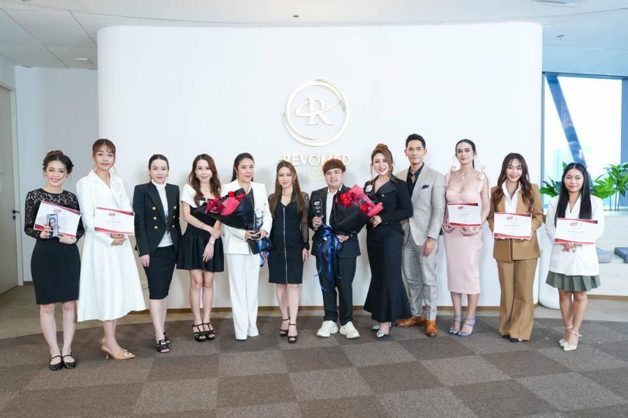 เปิดโฉมหน้าผู้คว้ารางวัลด้วย มูลค่าการลงทุนในธุรกิจกว่า 25 ล้านบาท ใน เปิดโฉมหน้าผู้คว้ารางวัลด้วย มูลค่าการลงทุนในธุรกิจกว่า 25 ล้านบาท ใน