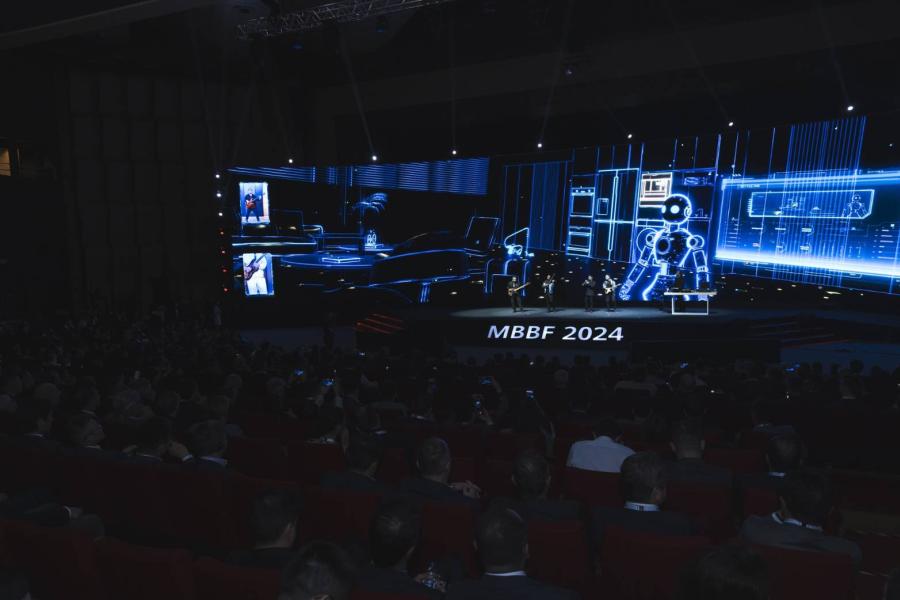 งาน Global MBBF 2024: ผลักดันความก้าวหน้าด้าน 5.5G และการผสานเทคโนโลยี AI เพื่อขับเคลื่อนยุคใหม่ของเทคโนโลยี Mobile AI งาน Global MBBF 2024: ผลักดันความก้าวหน้าด้าน 5.5G และการผสานเทคโนโลยี AI เพื่อขับเคลื่อนยุคใหม่ของเทคโนโลยี Mobile AI