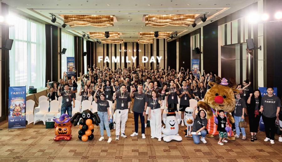 ครอบครัววอลโว่ รวมพลังเฉลิมฉลองเทศกาลฮาโลวีนในงาน Volvo Family Day Playful Halloween พร้อมเข้าร่วมกิจกรรมกุ๊กกู๋แบบน่ารักใจฟูตลอดเส้นทางกรุงเทพฯ – หัวหิน ครอบครัววอลโว่ รวมพลังเฉลิมฉลองเทศกาลฮาโลวีนในงาน Volvo Family Day Playful Halloween พร้อมเข้าร่วมกิจกรรมกุ๊กกู๋แบบน่ารักใจฟูตลอดเส้นทางกรุงเทพฯ – หัวหิน