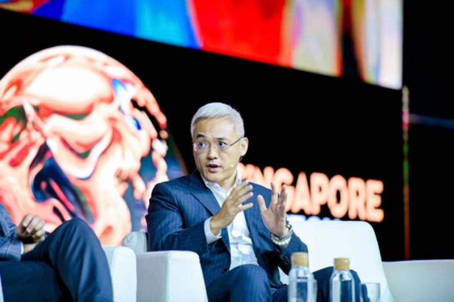 แอนท์ อินเตอร์เนชั่นแนลใช้ AI เสริมความปลอดภัยในการทำธุรกรรมข้ามพรมแดน สำหรับ SMEs กว่า 100 ล้านแห่งทั่วโลก  โมเดล FX ใช้ AI คาดการณ์อัตราแลกเปลี่ยนรายชั่วโมงได้อย่างแม่นยำ เทคโนโลยีต่อต้าน Deepfake มีอัตราการตรวจจับแม่นยำกว่า 99%