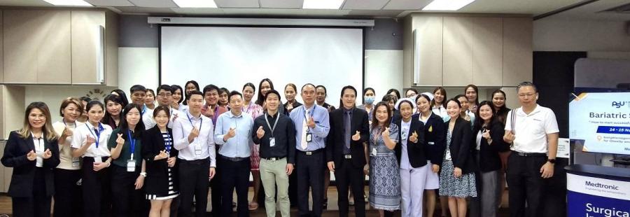 ศูนย์ความเป็นเลิศด้านการผ่าตัดรักษาโรคอ้วน โรงพยาบาลสงขลานครินทร์ประสบความสำเร็จ ในการรักษาโรคอ้วนทุพพลภาพ สกัดโรคเรื้อรังที่คร่าชีวิตผู้ป่วยโรคอ้วน ด้วยนวัตกรรมการผ่าตัดกระเพาะอาหารและลำไส้ โดยวิธีส่องกล้องที่ทันสมัย ศูนย์ความเป็นเลิศด้านการผ่าตัดรักษาโรคอ้วน โรงพยาบาลสงขลานครินทร์ประสบความสำเร็จ ในการรักษาโรคอ้วนทุพพลภาพ สกัดโรคเรื้อรังที่คร่าชีวิตผู้ป่วยโรคอ้วน ด้วยนวัตกรรมการผ่าตัดกระเพาะอาหารและลำไส้ โดยวิธีส่องกล้องที่ทันสมัย