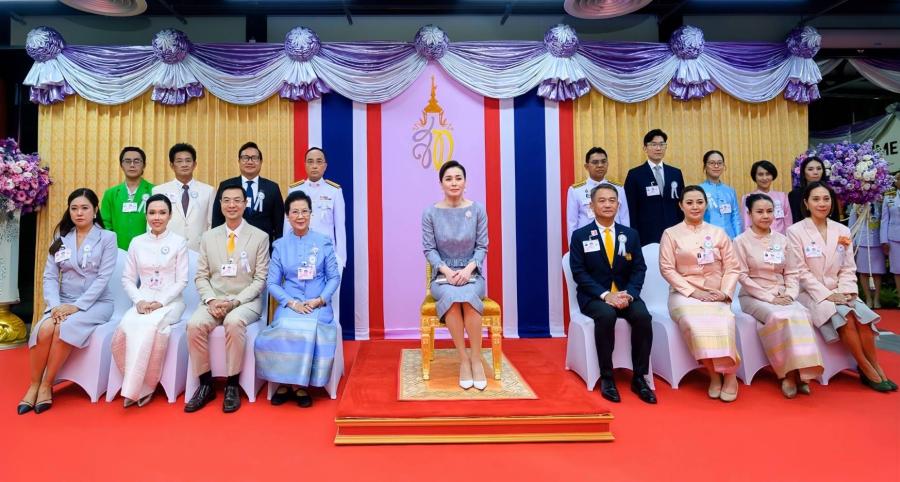 สมเด็จพระนางเจ้า ฯ พระบรมราชินี เสด็จ ฯ ไปทอดพระเนตรการแข่งขันกีฬาฮอกกี้น้ำแข็งคนพิการชิงแชมป์โลก รายการ “2024 แบงค็อก เวิลด์ พารา ไอซ์ ฮอกกี้ แชมเปียนชิพส์ ซี-พูล” (2024 Bangkok World Para Ice Hockey Championships C- Pool) และพระราชทานถ้วยรางวัลการแข่งขันฯ แก่ทีมที่ชนะเลิศ โดย เคพีไอ ร่วมให้การสนับสนุนทีมฮอกกี้น้ำแข็งคนพิการทีมชาติไทย