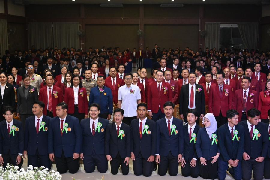 เริ่มแล้ว งานประชุมวิชาการ อวท. ภาคใต้ ครั้งที่ 35 และแข่งขันทักษะวิชาชีพ ทักษะพื้นฐาน “สร้างผู้เรียนฉลาดรู้ ฉลาดคิด ฉลาดทำ” เน้นพัฒนาทักษะอาชีพ สร้างความเป็นผู้นำ สู่ความยั่งยืน