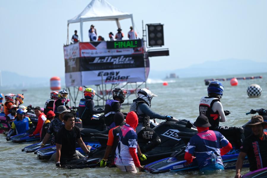 เจ็ตสกีไทยคว้า 6 แชมป์โลก “อินทัช”เบิ้ลแชมป์ศึก 2024 WGP#1 Waterjet World Cup