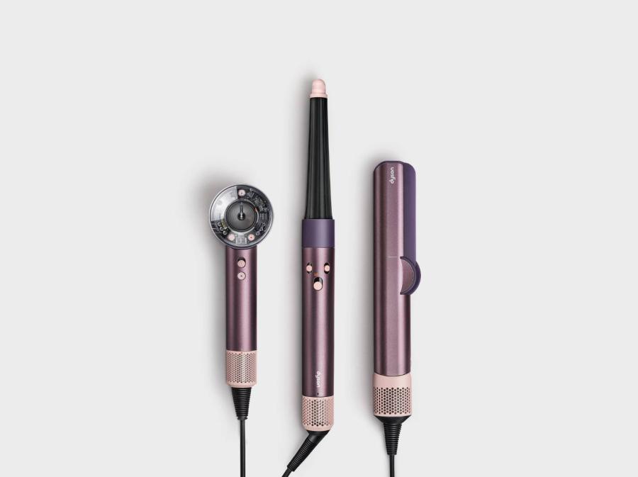 Dyson เผยโฉมเฉดใหม่ แจสเปอร์พลัมสีม่วงสามเฉด ผสานกันอย่างลงตัว พร้อมให้ทุกกิจวัตรการทำผมแฮปปี้กว่าที่เคย วางจำหน่าย 1 มีนาคมนี้ สี Jasper Plum จะมาใน Dyson Supersonic Nural และ Dyson Airwrap i.d. ทั้งหน้าร้าน Dyson Store และ Dyson.co.th วันที่ 1 มีนาคมนี้ และเตรียมพบกับ Dyson Airstrait ในสี Jasper Plum 5 มีนาคมนี้ Dyson เผยโฉมเฉดใหม่ แจสเปอร์พลัมสีม่วงสามเฉด ผสานกันอย่างลงตัว พร้อมให้ทุกกิจวัตรการทำผมแฮปปี้กว่าที่เคย วางจำหน่าย 1 มีนาคมนี้ สี Jasper Plum จะมาใน Dyson Supersonic Nural และ Dyson Airwrap i.d. ทั้งหน้าร้าน Dyson Store และ Dyson.co.th วันที่ 1 มีนาคมนี้ และเตรียมพบกับ Dyson Airstrait ในสี Jasper Plum 5 มีนาคมนี้