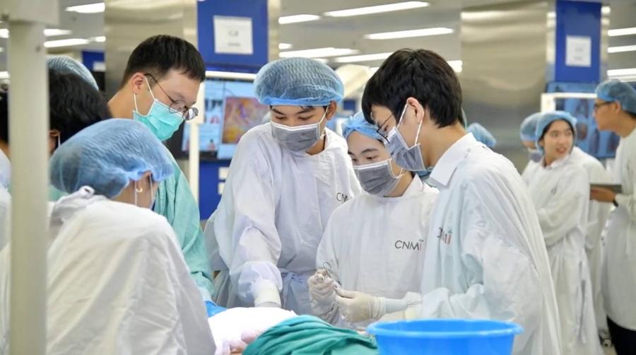 มูลนิธิรามาธิบดีฯ สนับสนุนการศึกษาแพทย์ไทย ระดมทุนผ่านแรงสนับสนุนจากผู้บริจาค  เปิดอาคารกายวิภาคคลินิก ผสานเทคโนโลยีการสอนทันสมัยเพื่อพัฒนาองค์ความรู้ใหม่   
