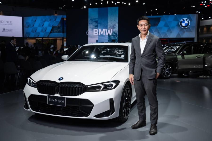 Millennium Auto Group จัดหนักแคมเปญสุดคุ้มดีลดีราคาโดนครบทุกแบรนด์ BMW MINI และมอเตอร์ไซค์ BMW MOTORRAD เขย่างานมอเตอร์โชว์ Millennium Auto Group จัดหนักแคมเปญสุดคุ้มดีลดีราคาโดนครบทุกแบรนด์ BMW MINI และมอเตอร์ไซค์ BMW MOTORRAD เขย่างานมอเตอร์โชว์