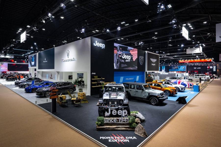 จี๊ปประเทศไทยส่งรถยนต์พันธุ์แกร่ง เขย่างานมอเตอร์โชว์ Jeep Wrangler Rubicon Four Door Monster DNA Edition เต็มชุดแต่งมูลค่ากว่า 2 มดเสริมทัพด้วย Jeep Wrangler Rubicon จองวันนี้ รับข้อเสนอสุดพิเศษแห่งปี!