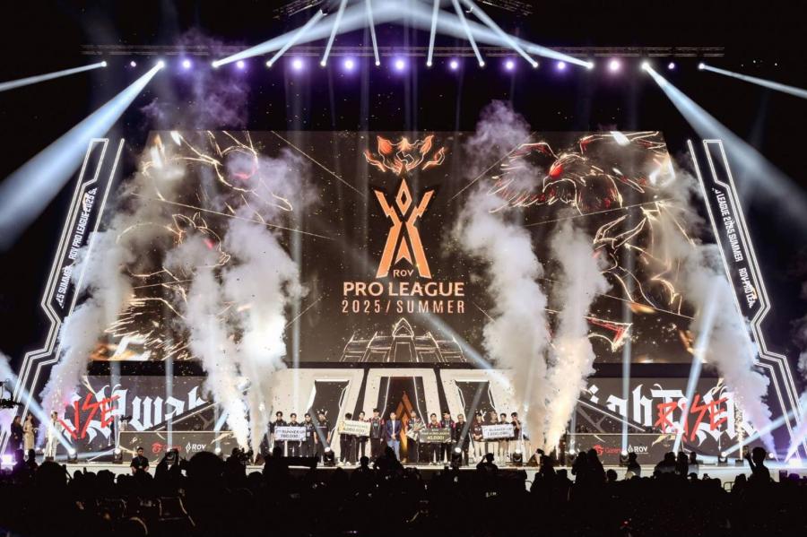 RPL 2025/Summer “Light Awaken” ปิดฉากอย่างยิ่งใหญ่ “eArena” ประกาศศักดาป้องกันแชมป์ 2 สมัย ยอดผู้ร่วมงานออฟไลน์สูงสุดเป็นประวัติการณ์กว่า 74000 คน ตอกย้ำ RoV ในฐานะเกม MOBA และทัวร์นาเมนต์อีสปอร์ตอันดับหนึ่งของไทย RPL 2025/Summer “Light Awaken” ปิดฉากอย่างยิ่งใหญ่ “eArena” ประกาศศักดาป้องกันแชมป์ 2 สมัย ยอดผู้ร่วมงานออฟไลน์สูงสุดเป็นประวัติการณ์กว่า 74000 คน ตอกย้ำ RoV ในฐานะเกม MOBA และทัวร์นาเมนต์อีสปอร์ตอันดับหนึ่งของไทย