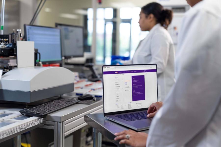 เฟดเอ็กซ์ เปิดตัวโซลูชัน FedEx Surround® Monitoring and Intervention ในประเทศไทย เพื่อยกระดับความโปร่งใสในห่วงโซ่อุปทานระดับโลก ติดตามสถานะการขนส่งแบบเรียลไทม์และแดชบอร์ดที่ขับเคลื่อนด้วย AI มอบประสบการณ์ใหม่ในการบริหารจัดการและยกระดับการควบคุมที่เหนือกว่าแก่ลูกค้าชาวไทย เฟดเอ็กซ์ เปิดตัวโซลูชัน FedEx Surround® Monitoring and Intervention ในประเทศไทย เพื่อยกระดับความโปร่งใสในห่วงโซ่อุปทานระดับโลก ติดตามสถานะการขนส่งแบบเรียลไทม์และแดชบอร์ดที่ขับเคลื่อนด้วย AI มอบประสบการณ์ใหม่ในการบริหารจัดการและยกระดับการควบคุมที่เหนือกว่าแก่ลูกค้าชาวไทย