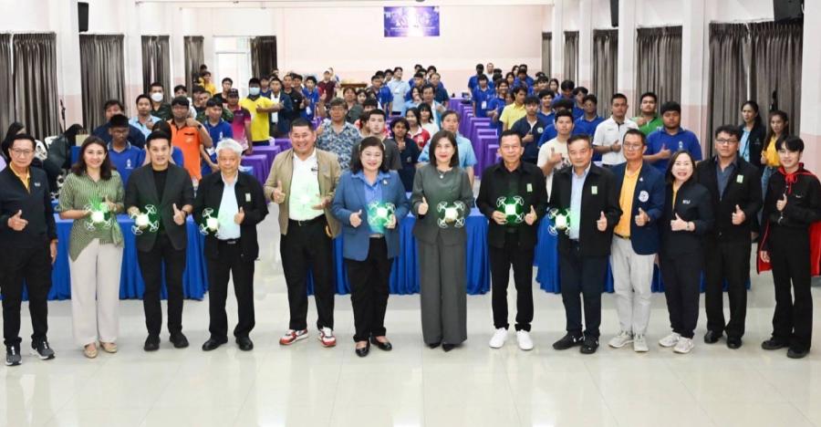 วช. ร่วมกับ เทศบาลเมืองฉะเชิงเทรา ส่งเสริมการเพิ่มทักษะการประยุกต์ใช้เทคโนโลยีโดรนเพื่อส่งเสริมการท่องเที่ยวให้กับเยาวชนและบุคลากรด้านการท่องเที่ยวของ จ.ฉะเชิงเทรา วช. ร่วมกับ เทศบาลเมืองฉะเชิงเทรา ส่งเสริมการเพิ่มทักษะการประยุกต์ใช้เทคโนโลยีโดรนเพื่อส่งเสริมการท่องเที่ยวให้กับเยาวชนและบุคลากรด้านการท่องเที่ยวของ จ.ฉะเชิงเทรา