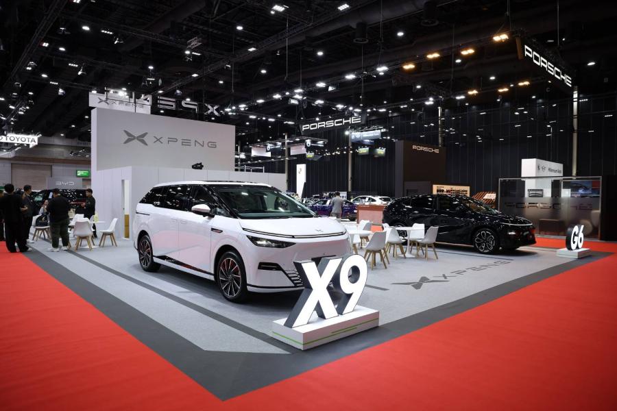 ซีเคอร์ ซี โมบิลิตี้ พลัส ชวนสัมผัสยนตรกรรมไฟฟ้ารุ่นล่าสุด ZEEKR 7X SUV ที่ก้าวข้ามทุกข้อจำกัด เสริมทัพด้วยรุ่นยอดนิยม ZEEKR 009 และ ZEEKR X จองและออกรถวันนี้ รับข้อเสนอร้อนแรงแห่งปี! ที่งาน BIG MOTOR SALE 2025 ซีเคอร์ ซี โมบิลิตี้ พลัส ชวนสัมผัสยนตรกรรมไฟฟ้ารุ่นล่าสุด ZEEKR 7X SUV ที่ก้าวข้ามทุกข้อจำกัด เสริมทัพด้วยรุ่นยอดนิยม ZEEKR 009 และ ZEEKR X จองและออกรถวันนี้ รับข้อเสนอร้อนแรงแห่งปี! ที่งาน BIG MOTOR SALE 2025