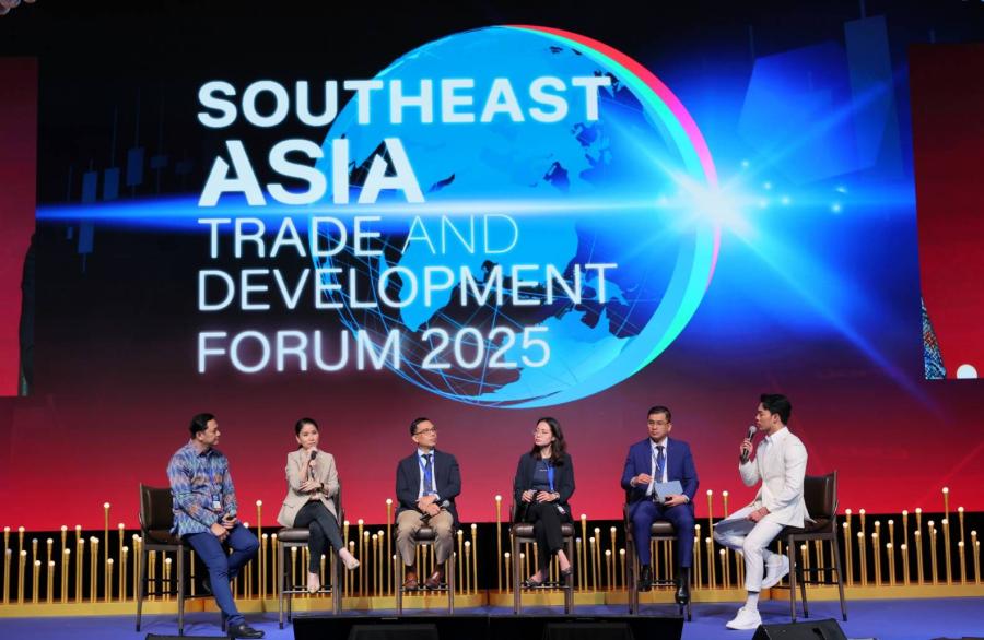 เศรษฐกิจใหม่ของไทย เริ่มที่ยักษ์เล็ก… SMEs และสตาร์ทอัพไทย บนเส้นทางลงทุนสู่ SDGs และเศรษฐกิจใหม่ บทเรียนที่ผู้ประกอบการต้องรู้ เศรษฐกิจใหม่ของไทย เริ่มที่ยักษ์เล็ก… SMEs และสตาร์ทอัพไทย บนเส้นทางลงทุนสู่ SDGs และเศรษฐกิจใหม่ บทเรียนที่ผู้ประกอบการต้องรู้