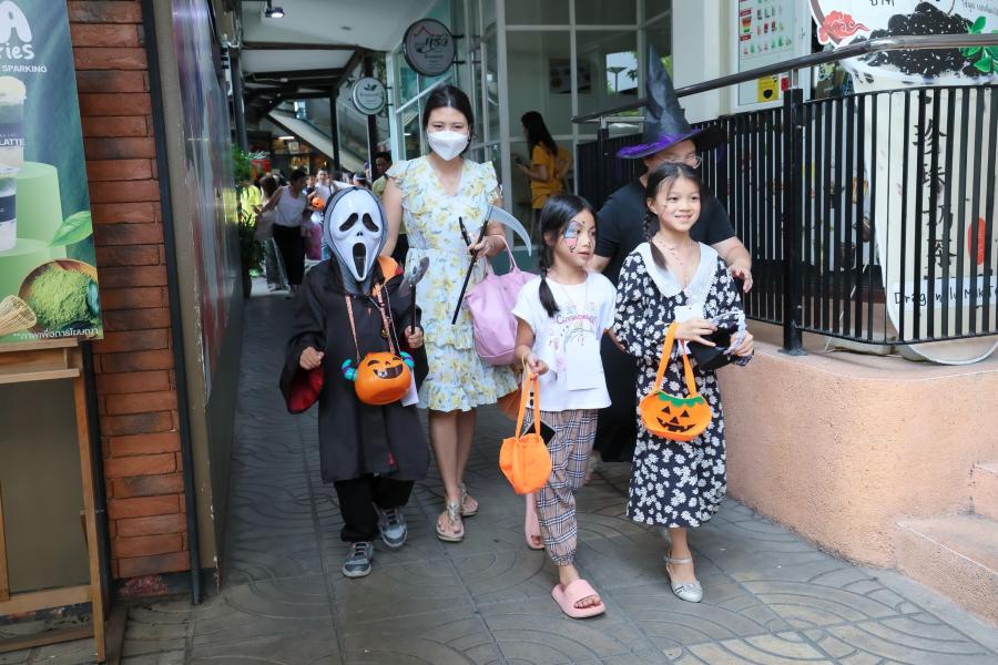 Carroll Prep ฉลองครบรอบ 20 ปี จัดเทศกาลฮาโลวีนและคอนเสิร์ตสุดพิเศษกับวงพาราด็อกซ์และเป้ MVL Carroll Prep ฉลองครบรอบ 20 ปี จัดเทศกาลฮาโลวีนและคอนเสิร์ตสุดพิเศษกับวงพาราด็อกซ์และเป้ MVL